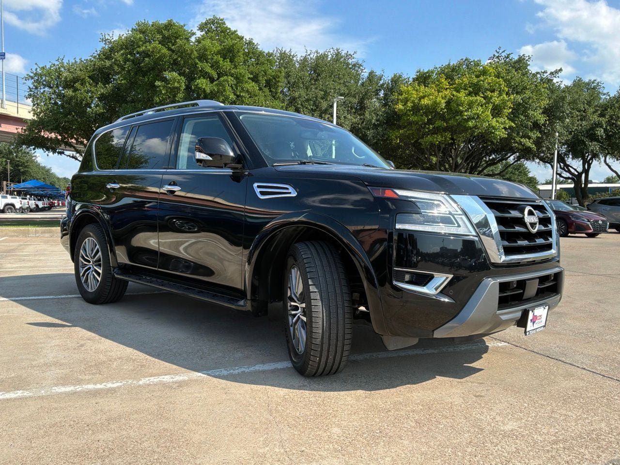 Used 2024 Nissan Armada SL AWD/4WD image 5