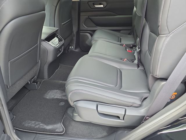 New 2026 Nissan Armada SV image 18