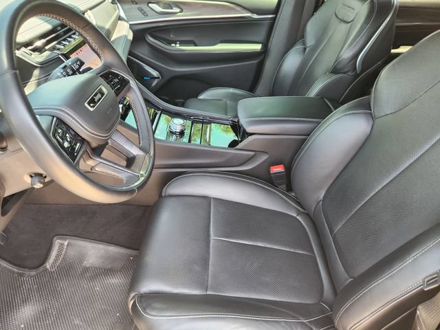 Certified 2021 Jeep Grand Cherokee L Overland w/ Luxury Tech Group IV AWD/4WD image 16