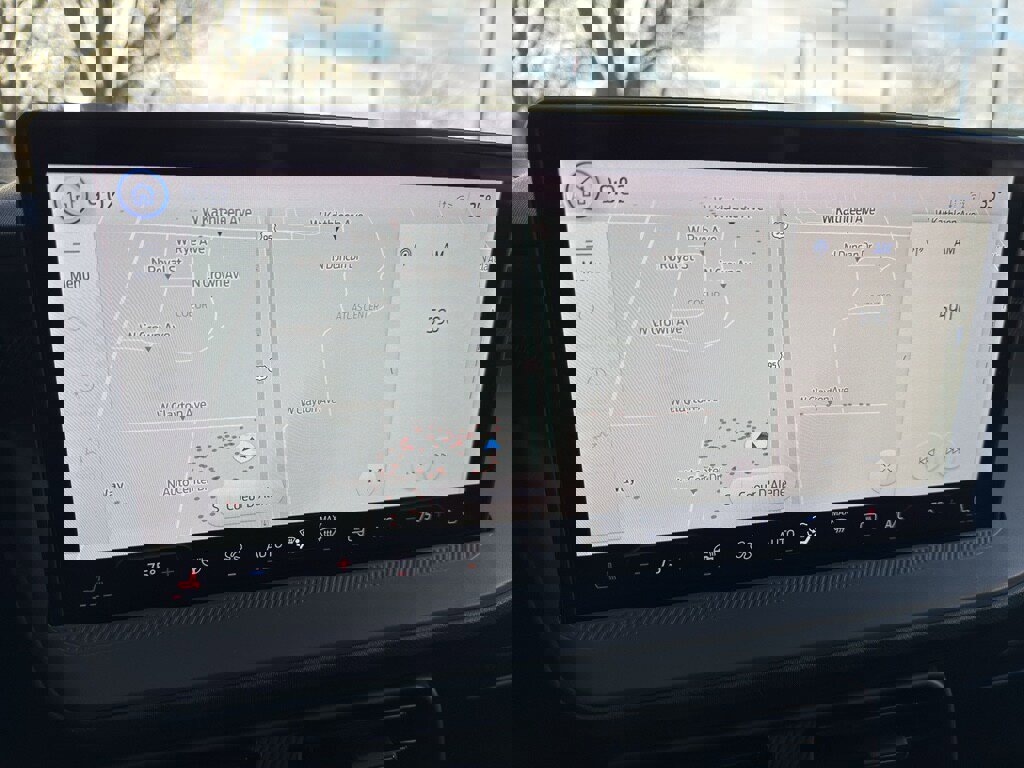 New 2025 Ford Maverick Lariat w/ Black Appearance Package image 31