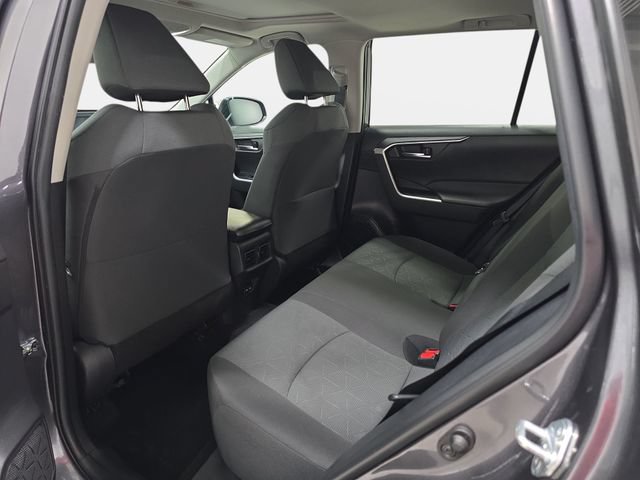 Certified 2022 Toyota RAV4 XLE w/ Convenience Package AWD/4WD image 10