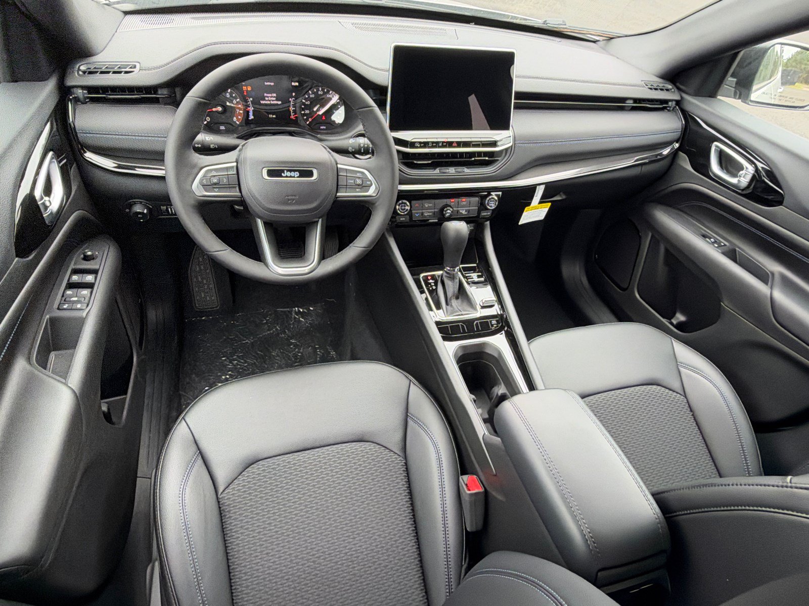 New 2026 Jeep Compass Latitude AWD/4WD image 22