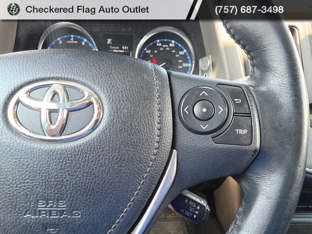 Used 2016 Toyota RAV4 XLE AWD/4WD image 16
