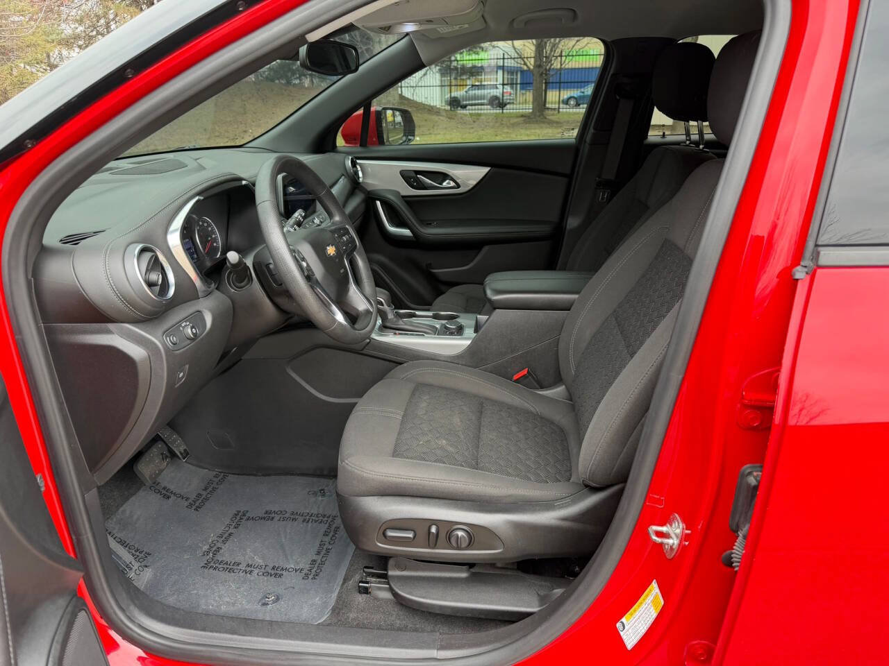 Used 2021 Chevrolet Blazer LT FWD image 18