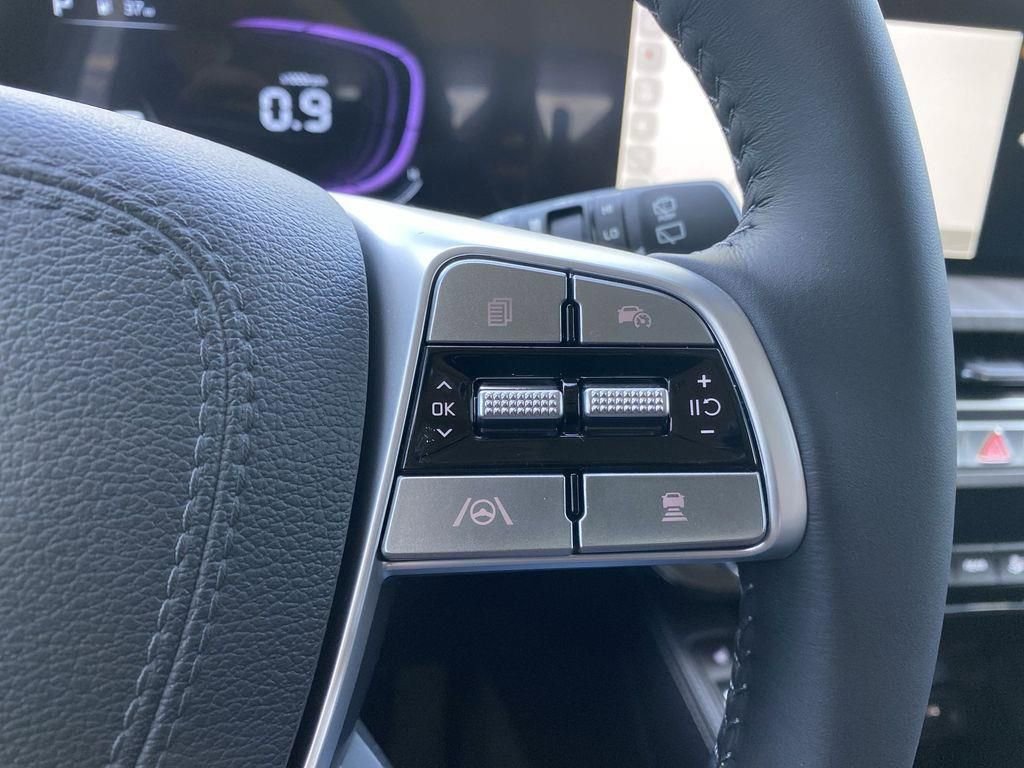 New 2025 Kia Telluride EX w/ EX Captain's Chair Package image 33