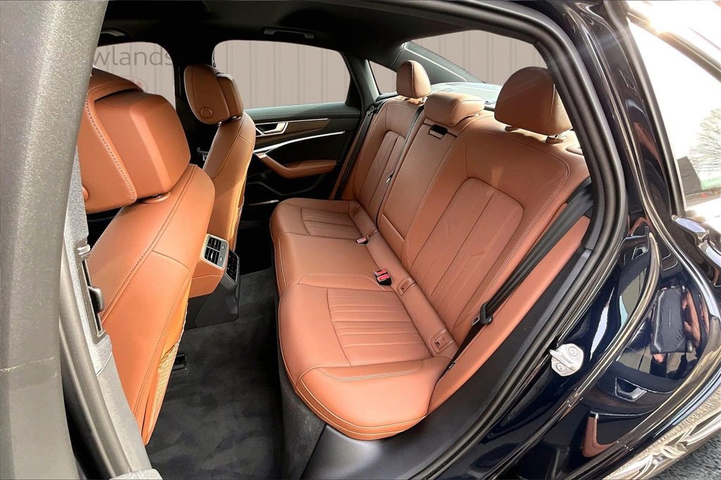 Used 2025 Audi A6 Premium Plus w/ Premium Plus Package image 22