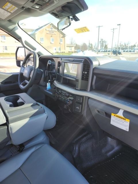 New 2026 Ford F350 XL w/ XL Chrome Package image 23