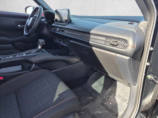 Used 2025 Honda HR-V Sport image 26