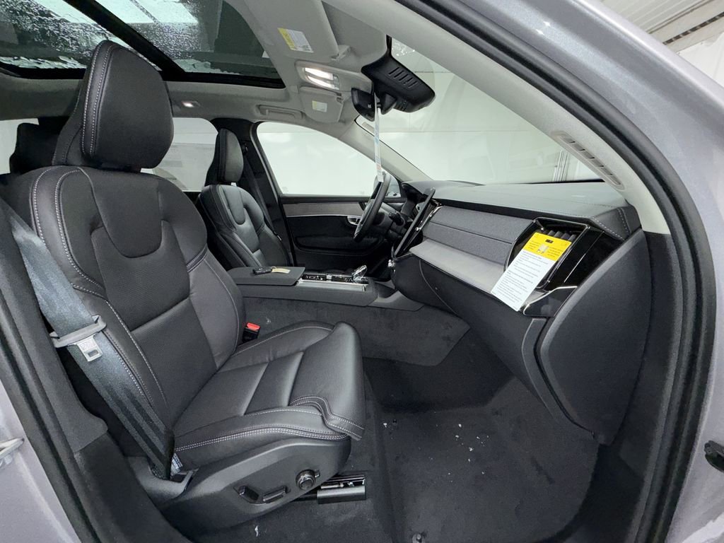 New 2026 Volvo XC90 B6 Ultra w/ Protection Package Premier image 11