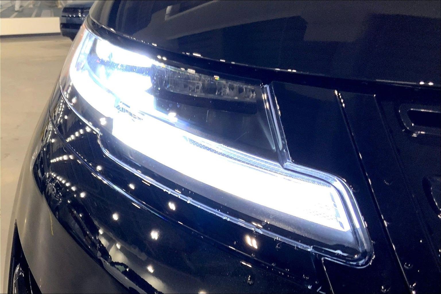 New 2026 Land Rover Range Rover Evoque Dynamic SE image 13