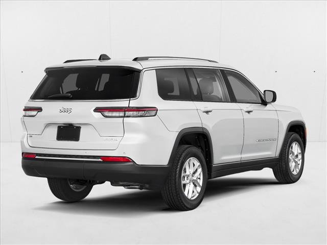 New 2025 Jeep Grand Cherokee L Altitude image 2