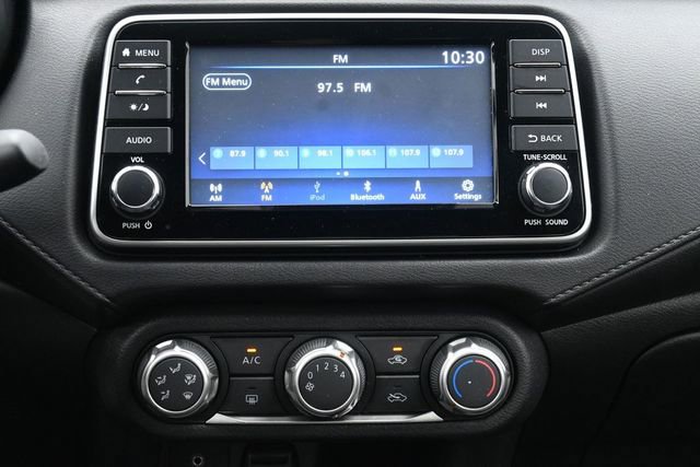 Used 2023 Nissan Versa S FWD image 20
