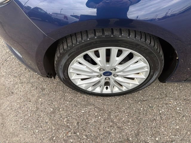 Used 2017 Ford Focus Titanium FWD image 10