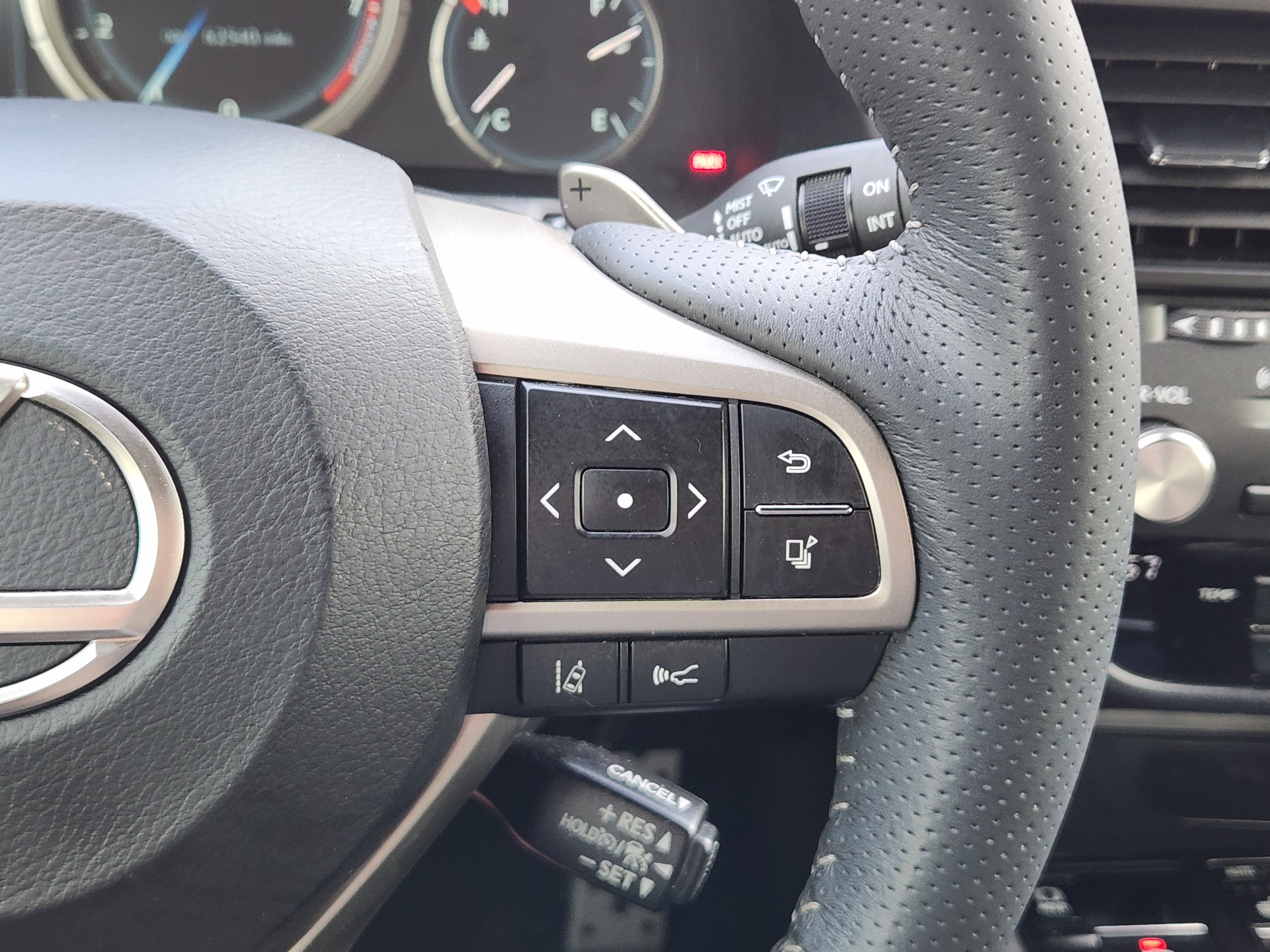 Used 2021 Lexus RX 350 F Sport image 40