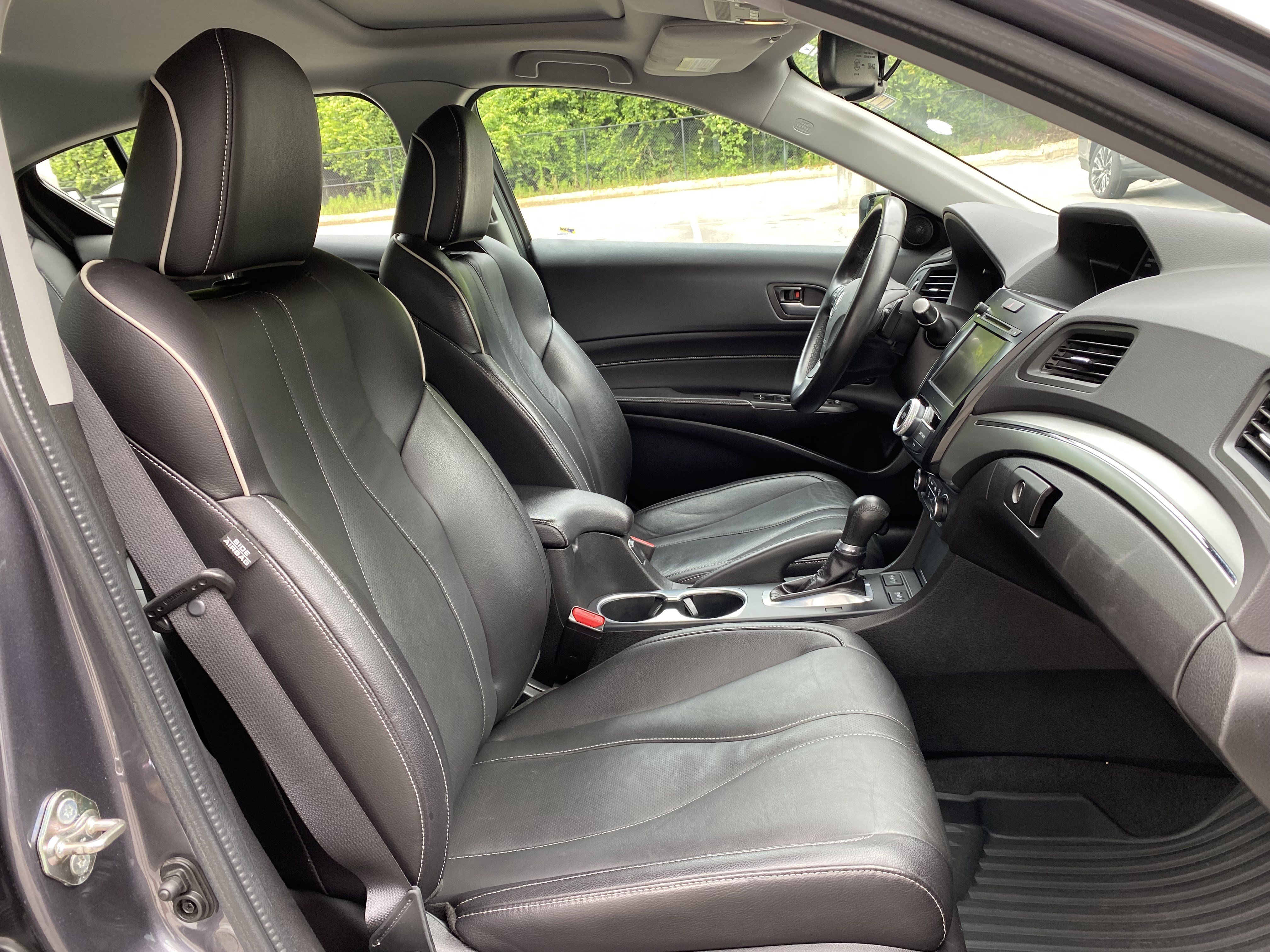 Used 2019 Acura ILX FWD image 33