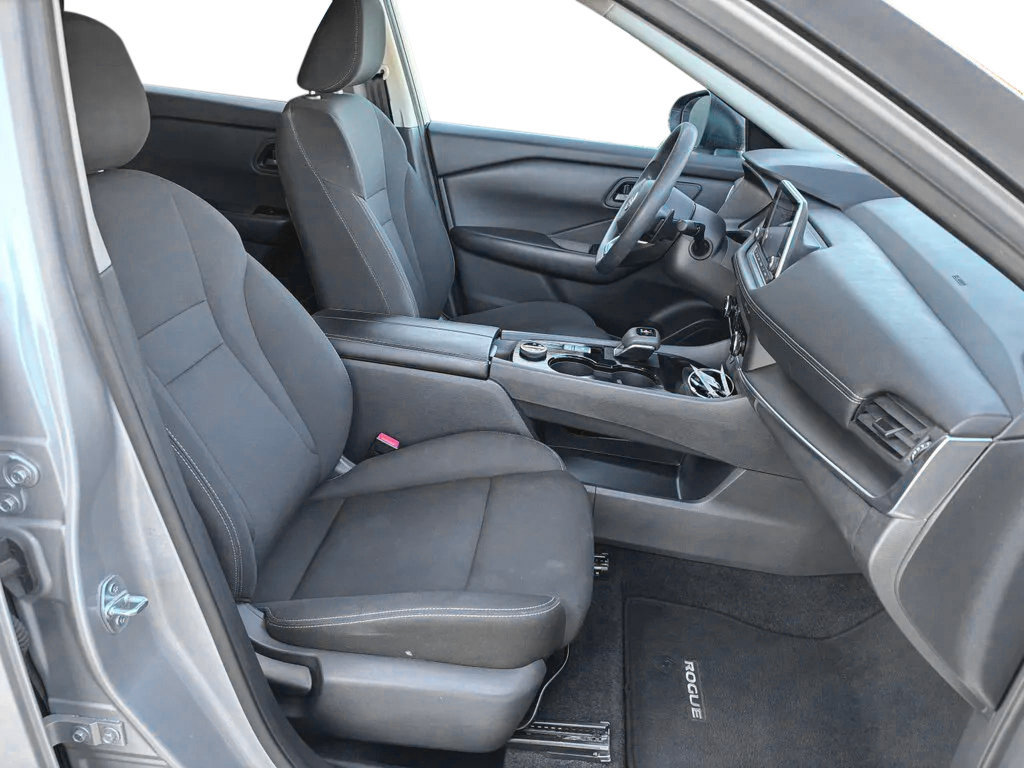 Used 2024 Nissan Rogue S AWD/4WD image 31