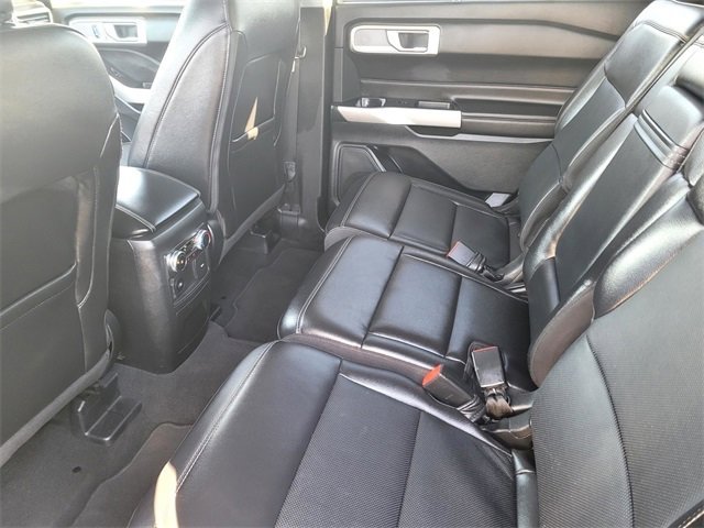 Used 2023 Ford Explorer Limited image 17