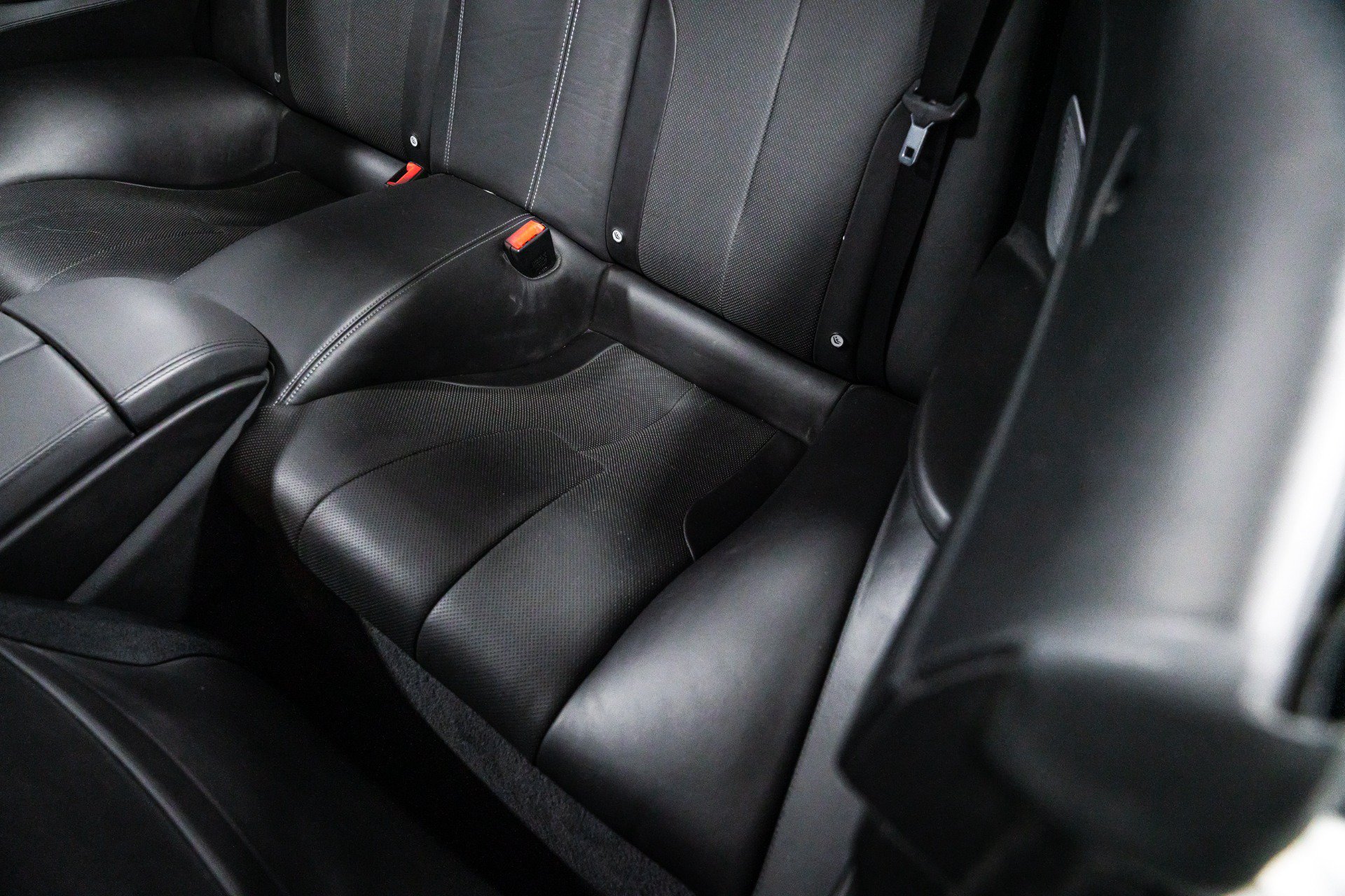 Used 2013 BMW M6 Convertible RWD image 29