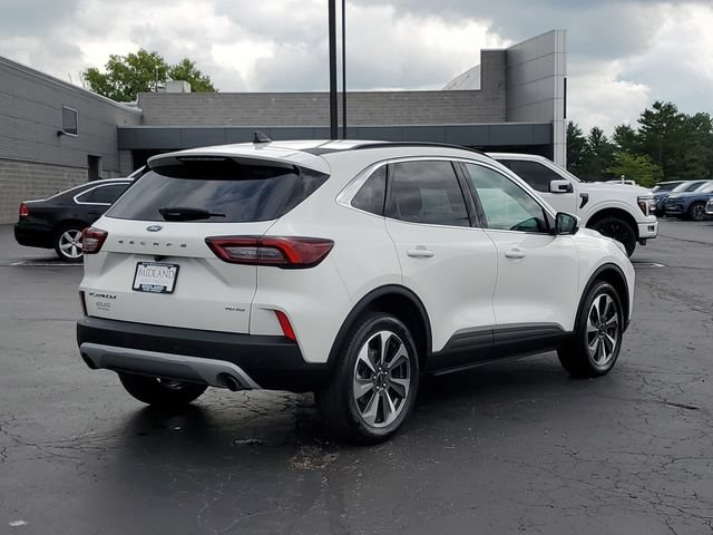 Certified 2023 Ford Escape Platinum AWD/4WD image 3