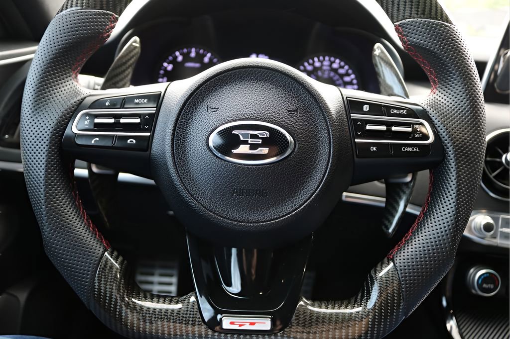 Used 2019 Kia Stinger GTS image 21