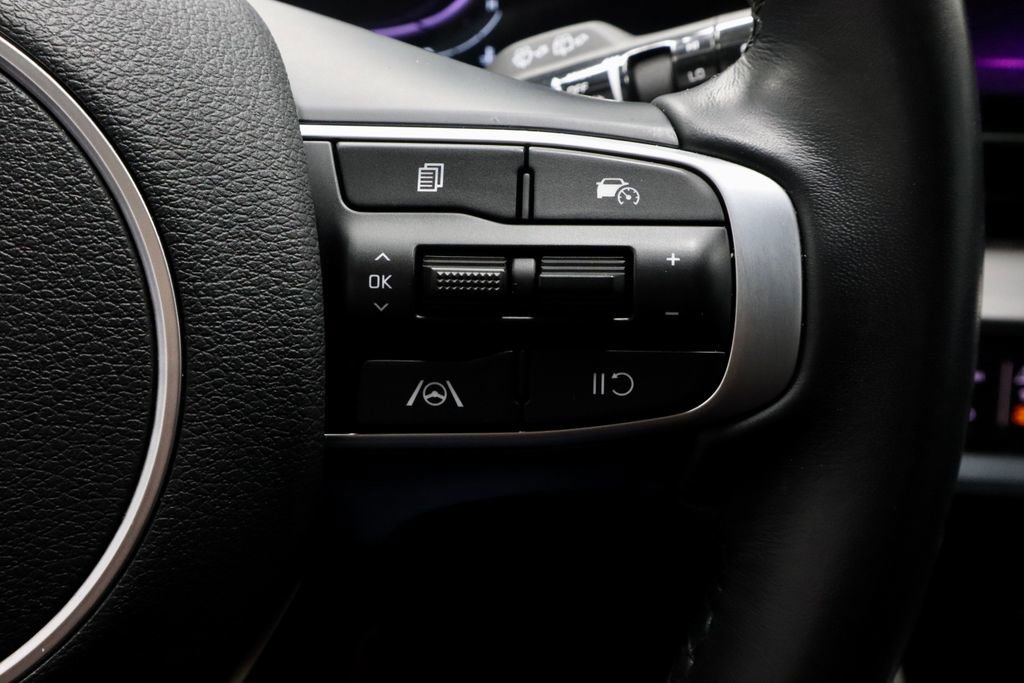 Used 2023 Kia Sportage EX image 30