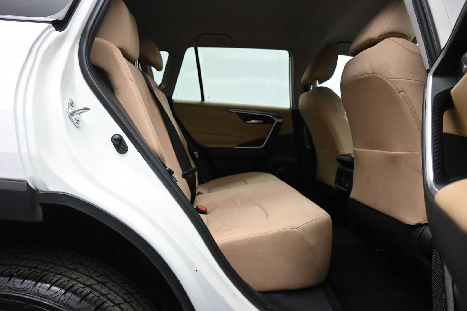 Certified 2021 Toyota RAV4 XLE AWD/4WD image 21