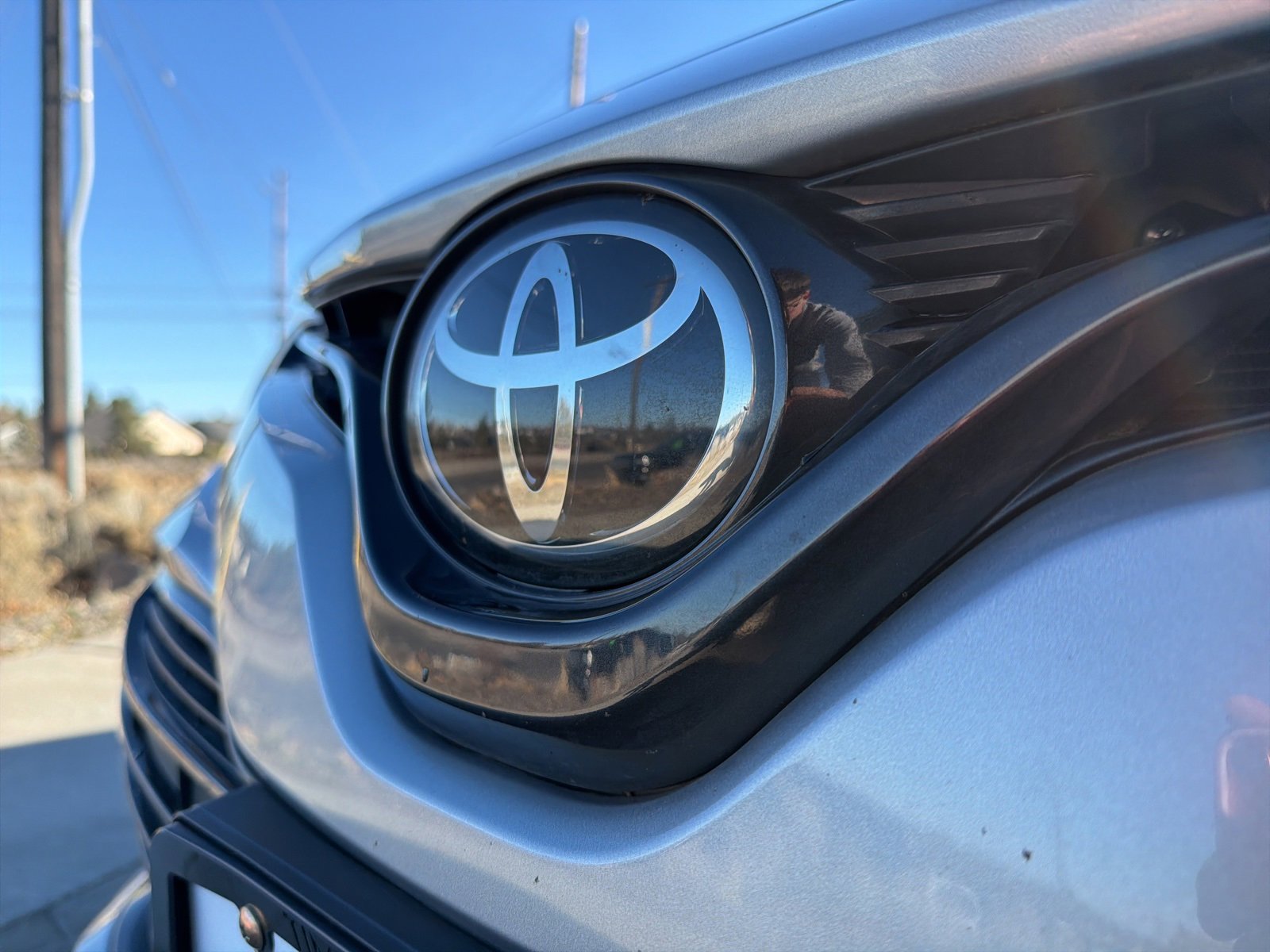 Used 2020 Toyota Camry LE image 7