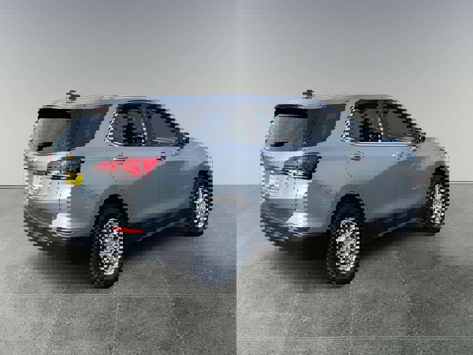 Used 2023 Chevrolet Equinox LT image 5