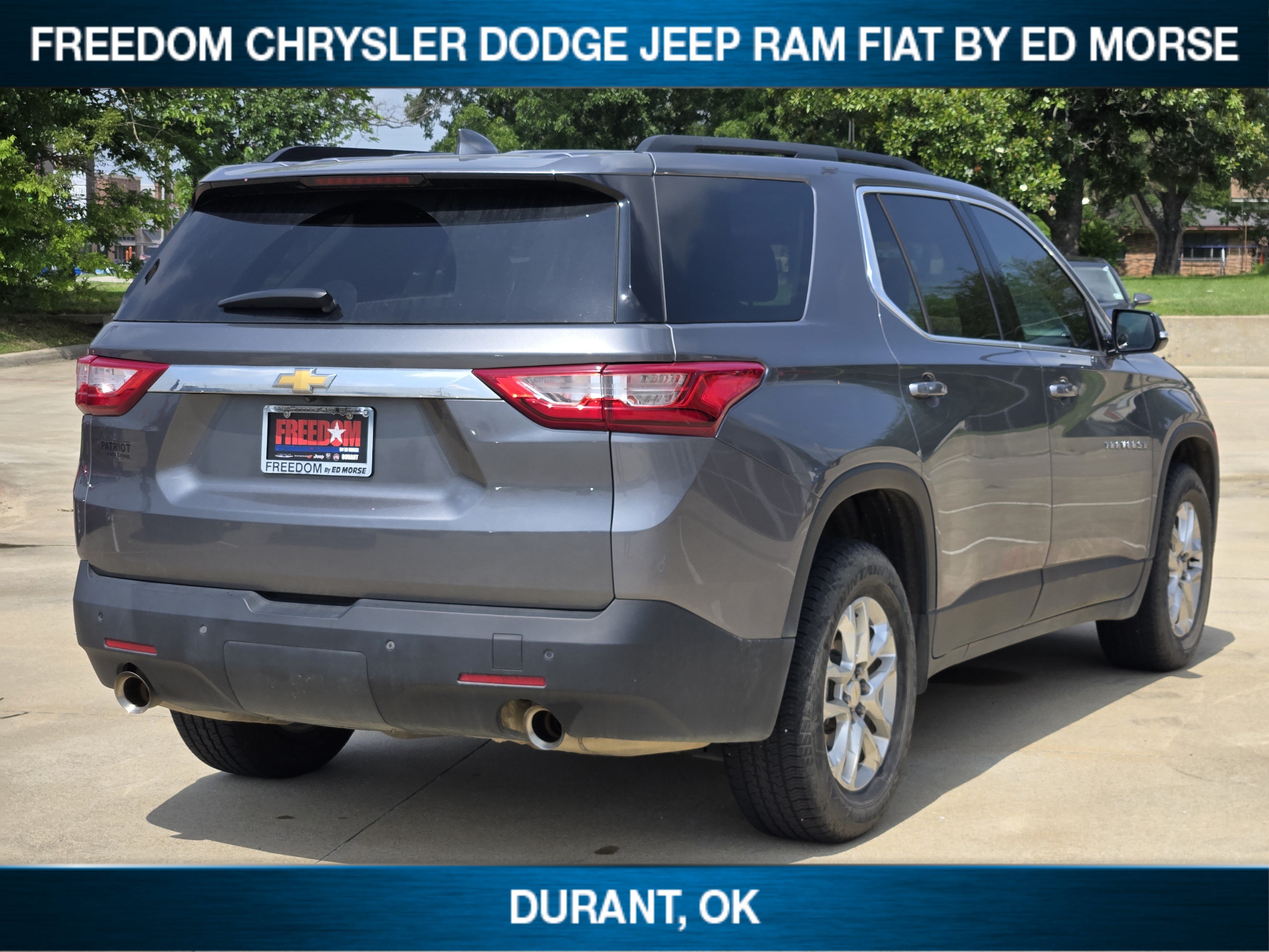 Used 2019 Chevrolet Traverse LT w/ LPO, Floor Liner Package FWD image 3