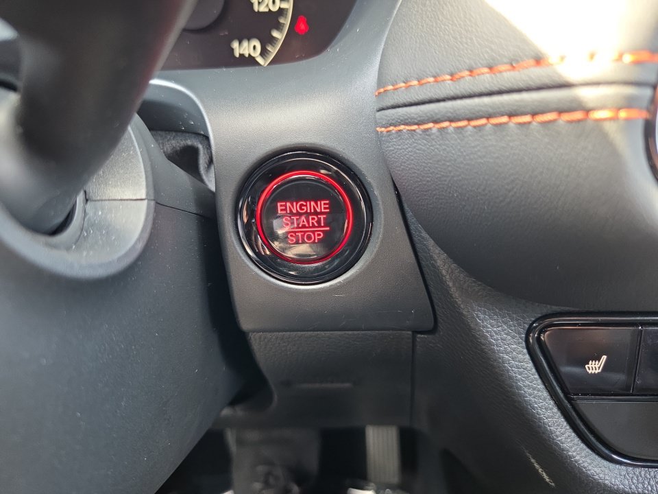Certified 2025 Honda HR-V Sport image 20