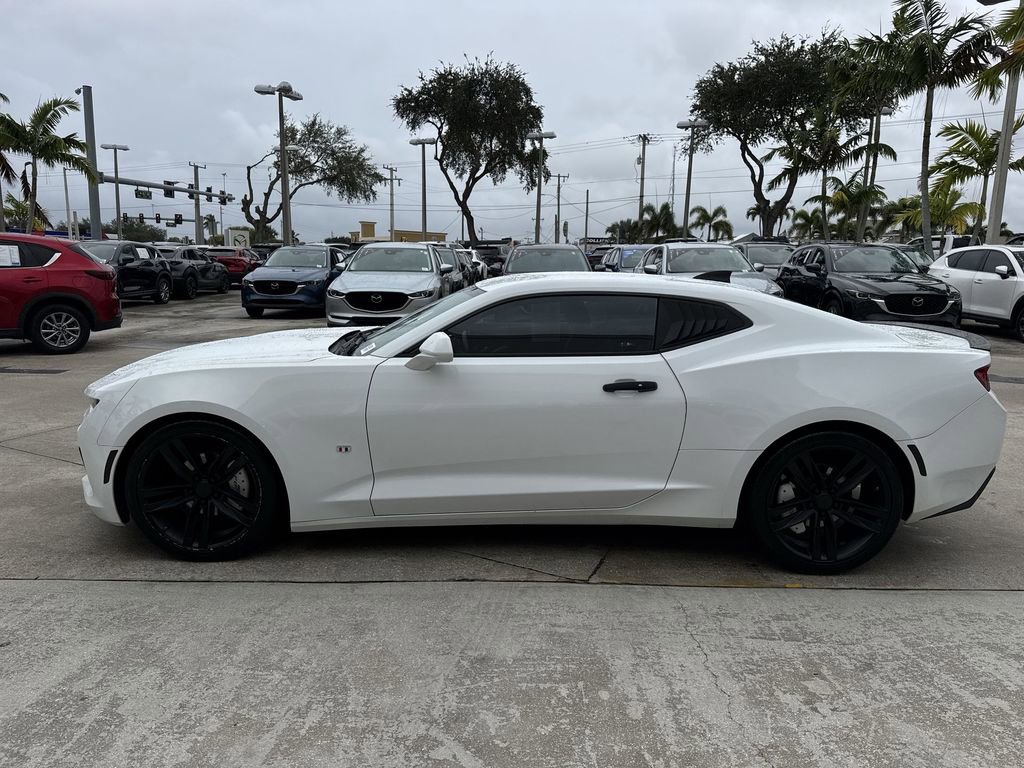 Used 2018 Chevrolet Camaro LT w/ RS Package image 12