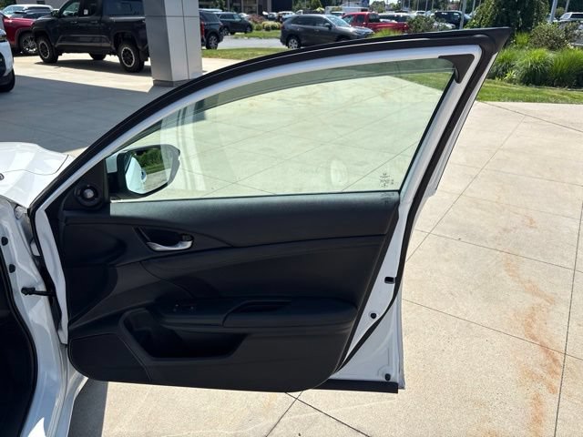 Used 2022 Honda Insight Touring image 31