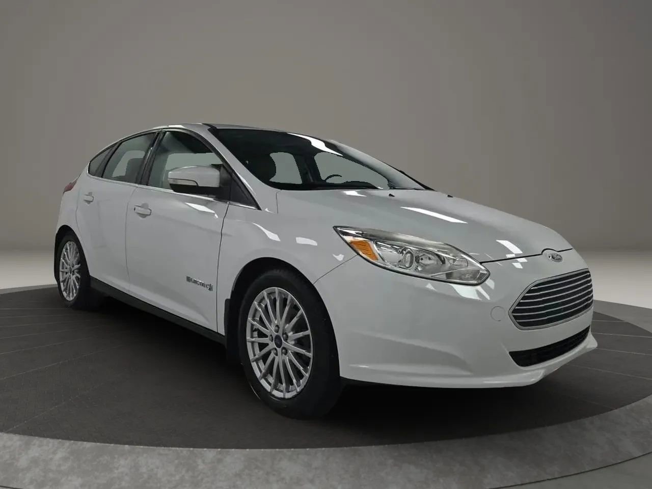 Used 2014 Ford Focus Electric Hatchback image 8