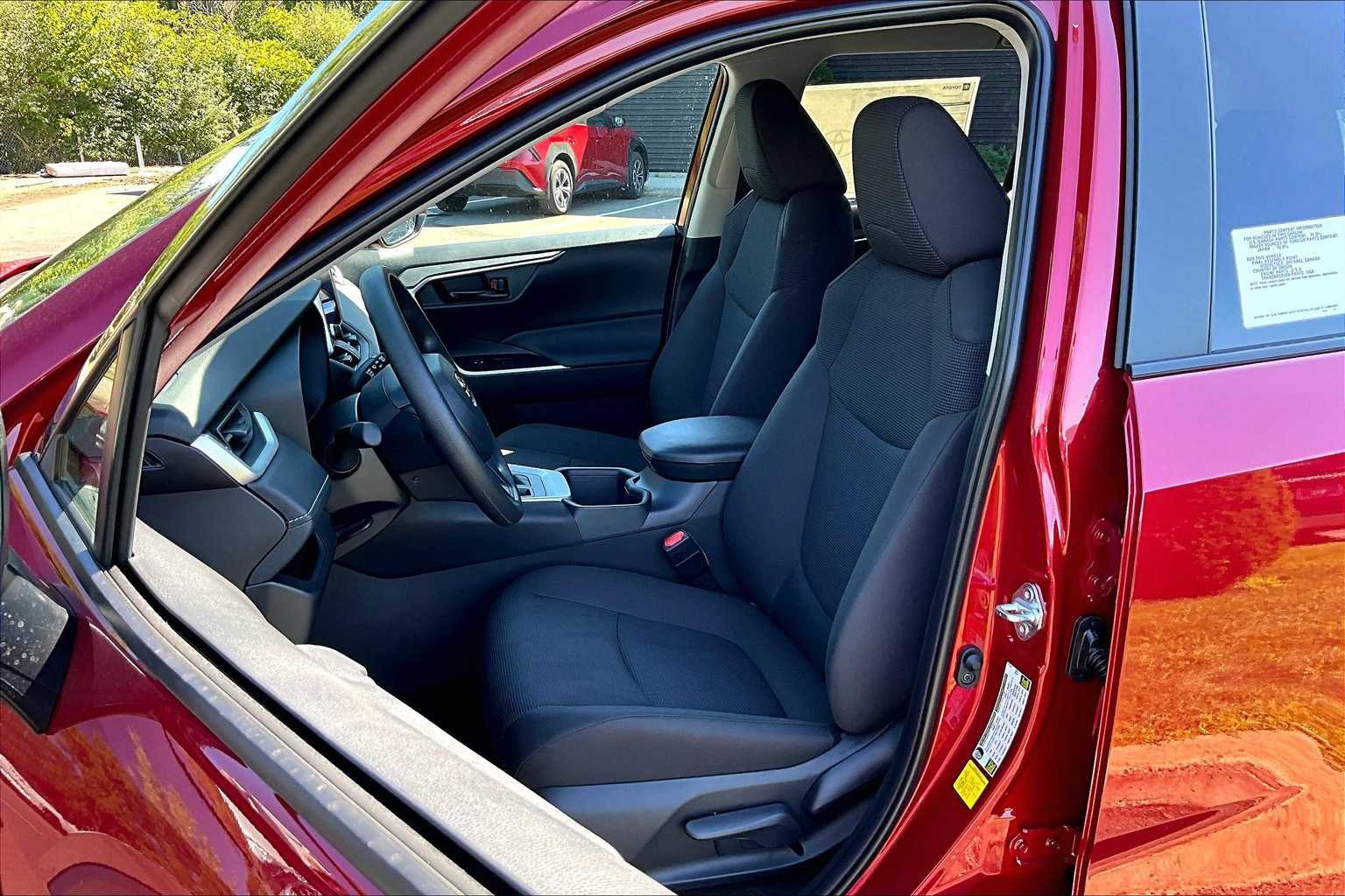 New 2025 Toyota RAV4 LE image 9