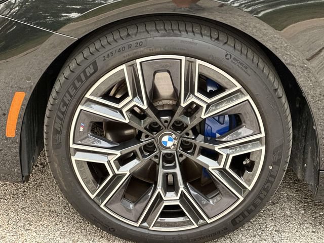 Used 2026 BMW i5 eDrive40 w/ M Sport Package AWD/4WD image 13
