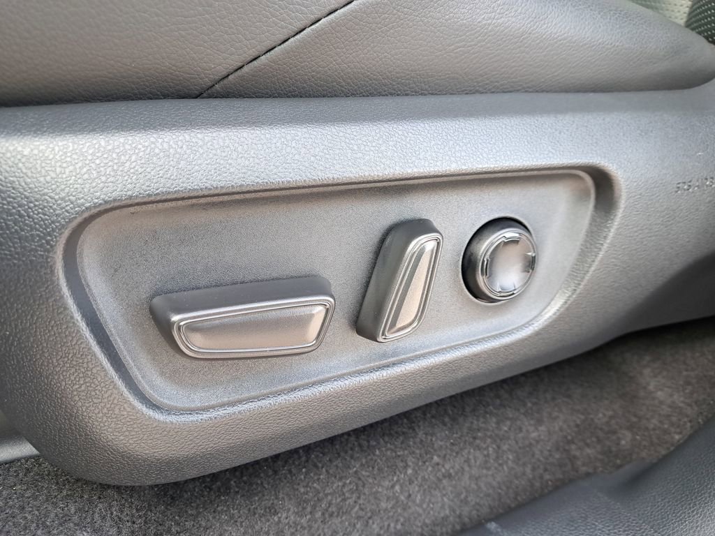 Certified 2025 Toyota 4Runner Limited image 16