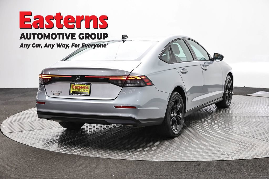 Used 2025 Honda Accord SE image 5