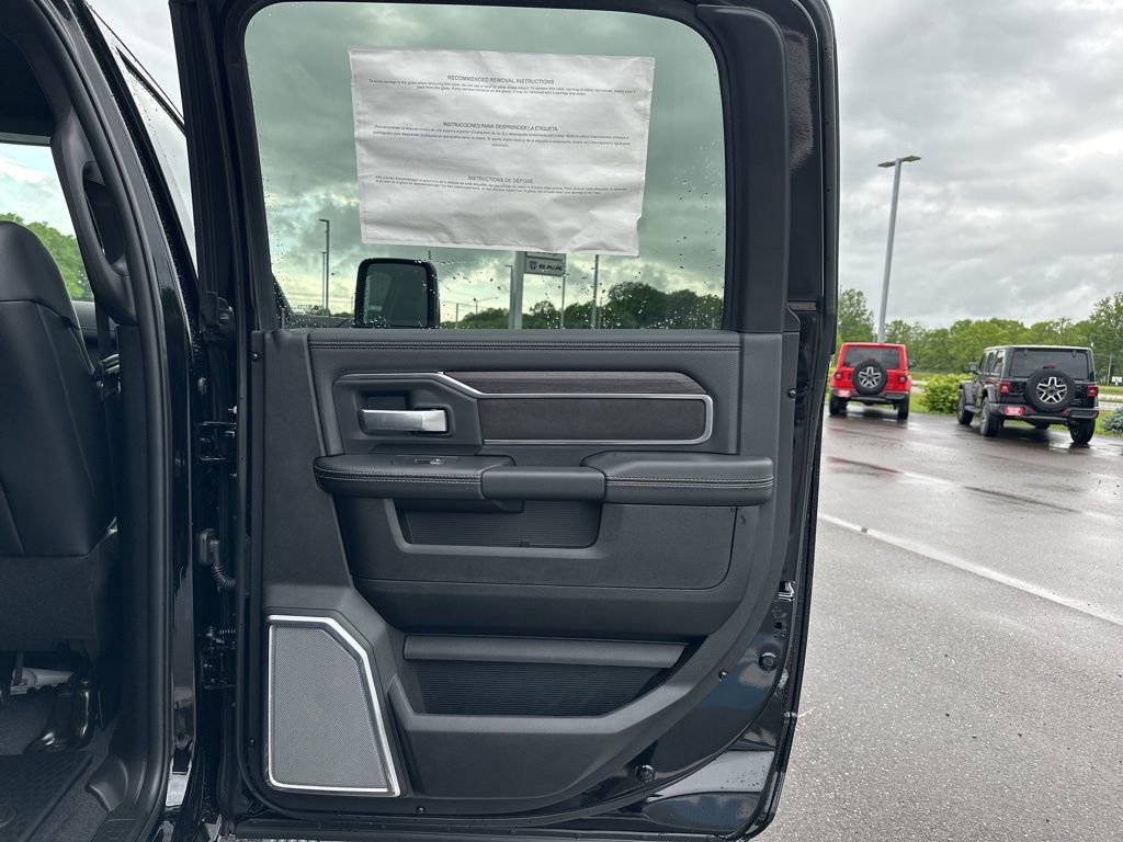 New 2025 RAM 2500 Laramie image 17