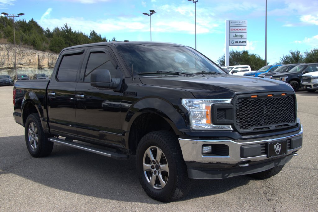 Used 2018 Ford F150 XLT w/ Equipment Group 302A Luxury AWD/4WD image 8
