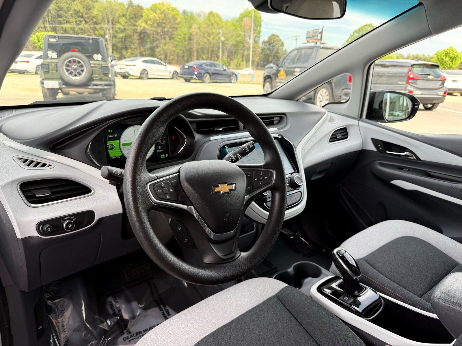 Used 2018 Chevrolet Bolt LT FWD image 15