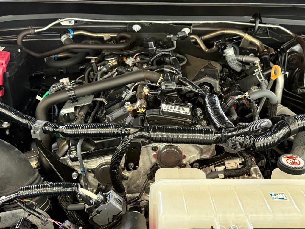 Certified 2025 Toyota Tacoma TRD Off-Road image 32