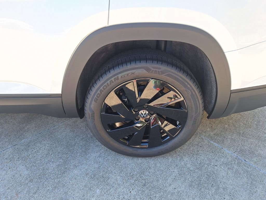 New 2026 Volkswagen Atlas SE image 26