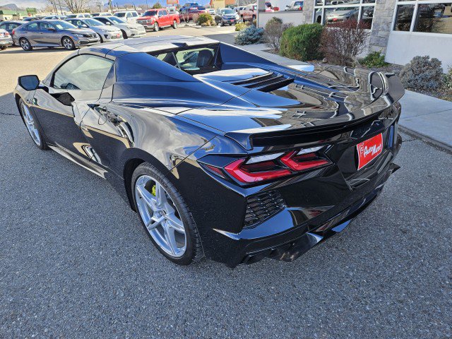 Used 2023 Chevrolet Corvette Stingray Preferred Conv w/ Stealth Interior Trim Package image 3