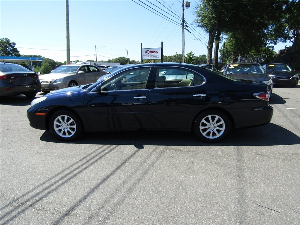 Used 2004 Lexus ES 330 FWD image 4