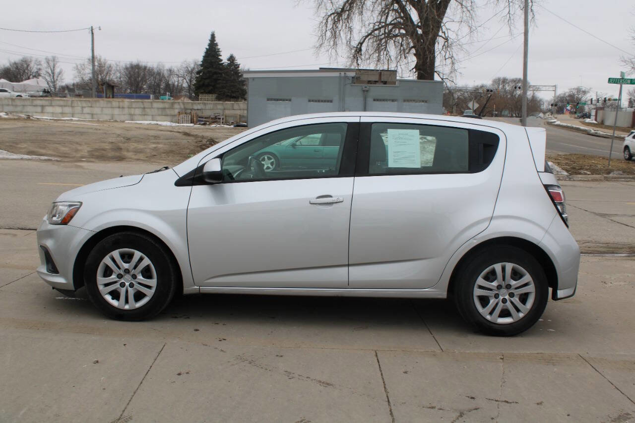 Used 2020 Chevrolet Sonic LT image 5