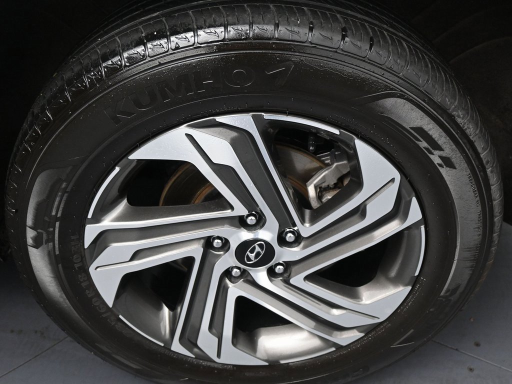 Used 2023 Hyundai Santa Fe SE image 40