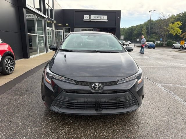 Used 2026 Toyota Corolla LE FWD image 2