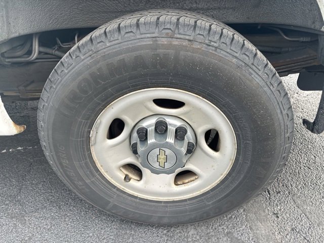 Used 2016 Chevrolet Express 3500 LT w/ LT Preferred Equipment Group image 24