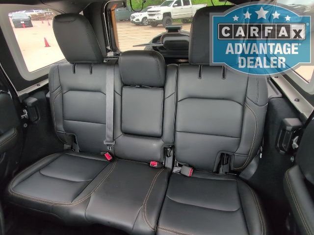 Used 2024 Jeep Wrangler Sahara w/ Technology Group image 10