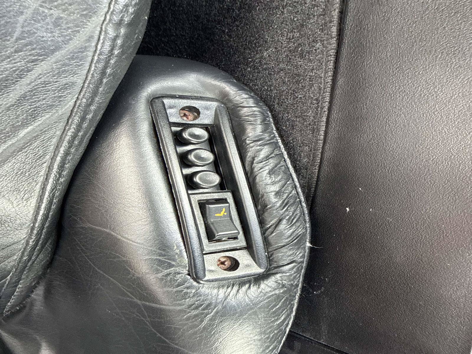 Used 1993 Chevrolet Corvette Coupe RWD image 20
